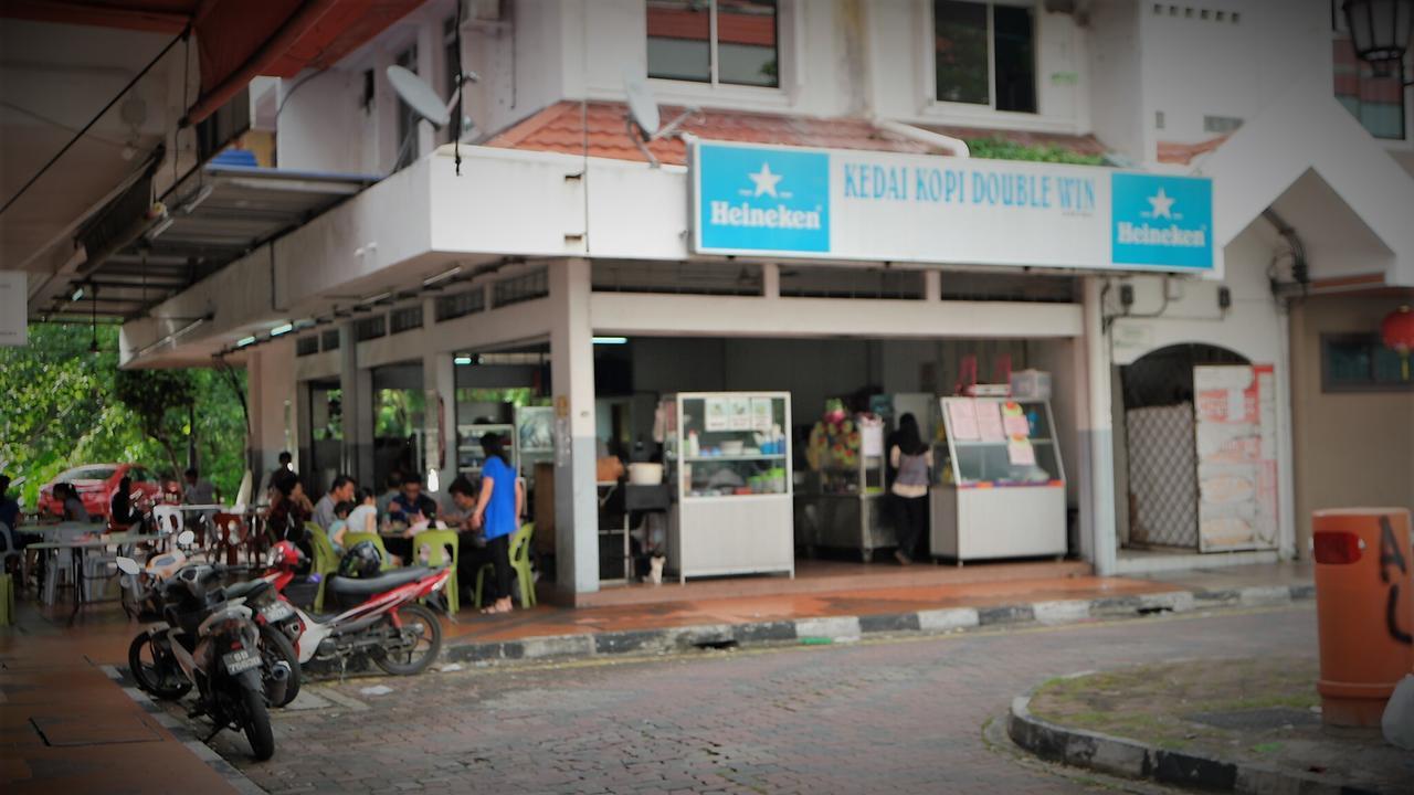 Transit Hotel Labuan Esterno foto