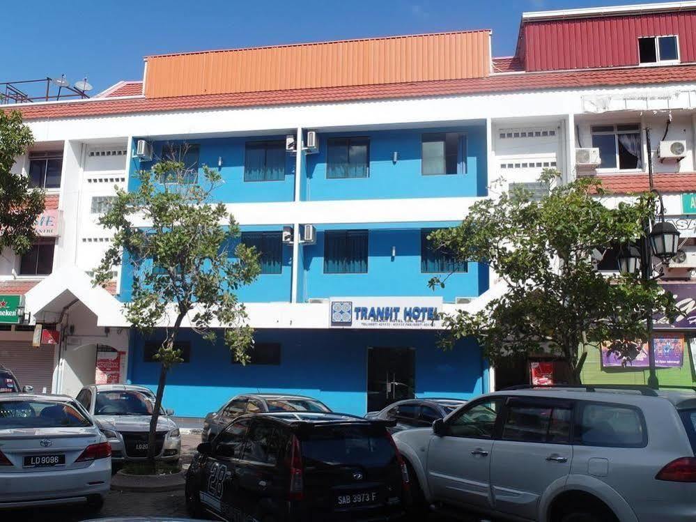 Transit Hotel Labuan Esterno foto